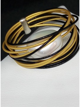 Γυναικείο χειροποίητο ατσάλινο δαχτυλίδι Circular pearls