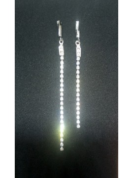 Σκουλαρίκι χειροποίητο γυναικείο ασύμμετρο επάργυρο strass