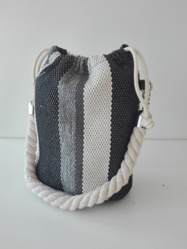 Γυναικεία τσάντα ώμου πουγκί διάφανο μαύρο