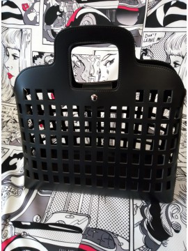 Γυναικεία τσάντα χειρός-ώμου διάτρητη μαύρη